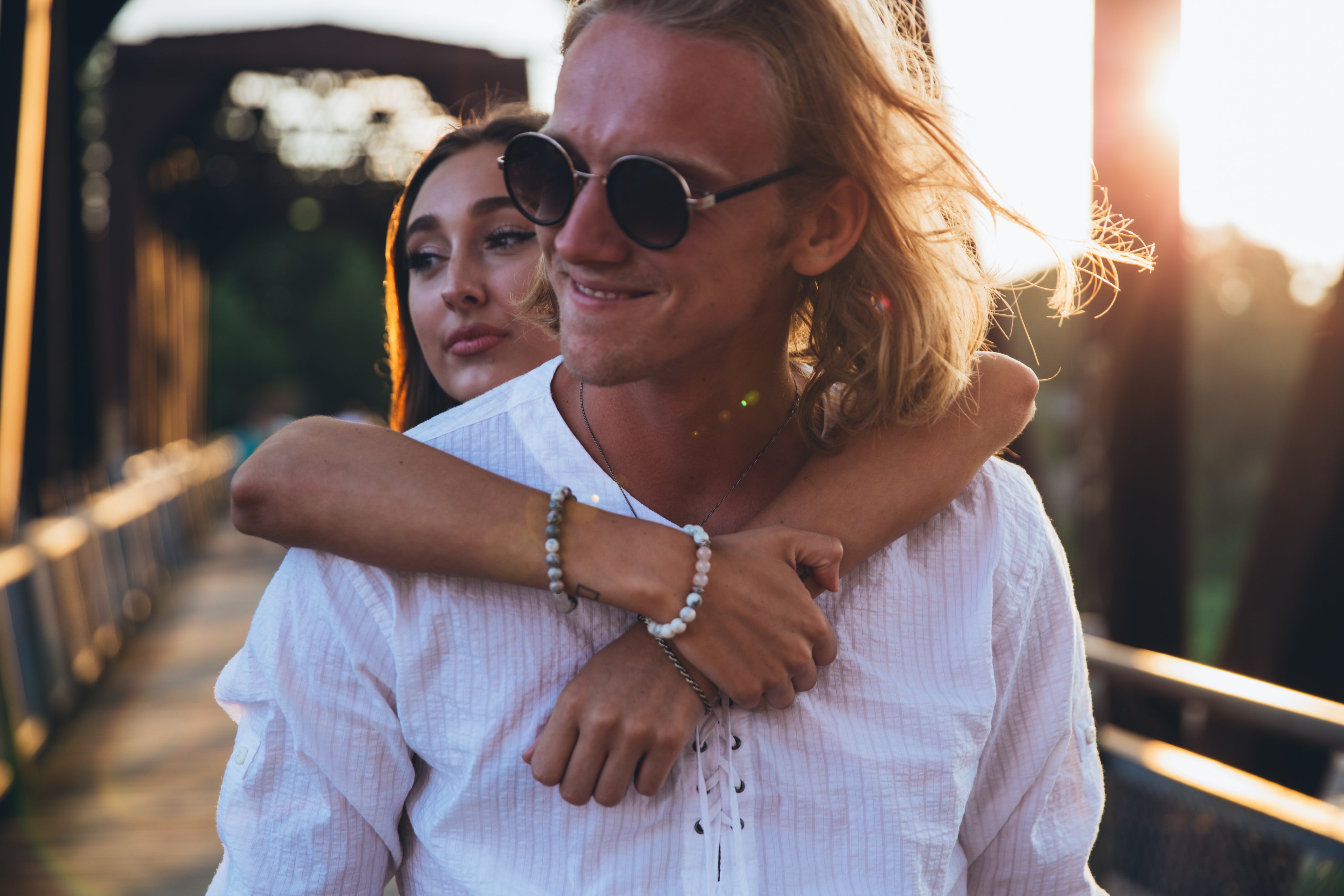 files/couple-in-love-at-sunset.jpg